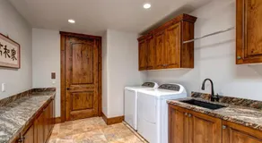 KBM Resorts Elegant Deer Valley Private Home Breathtaking views Elevator Gourmet Kitchen Hot Tub Gym PSD-2071 - Image 2