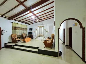 Wasantha Holiday Inn - Image 5
