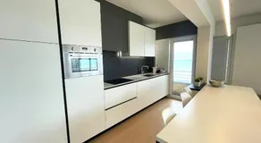 Apartment by Epernay Square with Sea View - Image 4