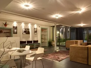 Astoria - Image 4