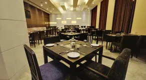 Hotel Platinum - Image 4