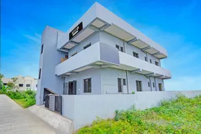 Hotel O CRPF Crossway Formerly V7 Inn Service Apartment - Image 4