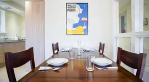 Royal Stuart Lane - Townhouse by the Bay with Parking - Image 4