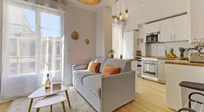 City Center - Magnificent Apartment - Cozy - Wifi - Image 3