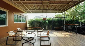 DD Place - Image 2