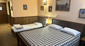 Cowboys Guest Ranch - Image 2