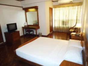 Hotel Sapphire - Image 5