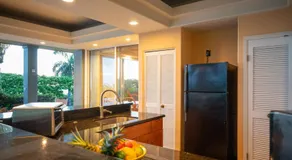 Affordable Luxury on One Acre - Image 4