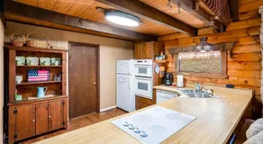 Blockhütte mit Dachboden, Grill, Terrasse, Feuerstelle & WLAN - Image 5