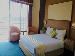 Grand Kartika Hotel - Image 4