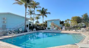 1BR Sanibel Condo Steps to Beach Colony Inn 03 - Image 3