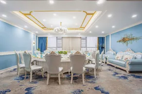 Huaqiao International Hotel - Image 5