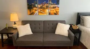 Condo Close to Stadium and Free Parking - Image 2