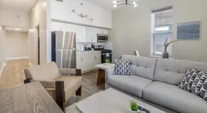 Landing Spectacular Studio in Downtown New Haven - Image 2