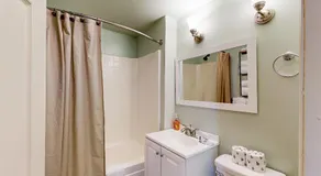 Farmhouse Experience - Image 3