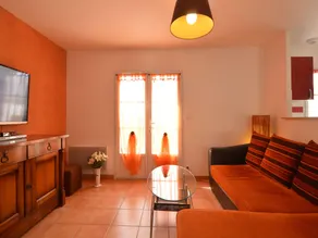 Holiday Home in Avrille near Sandy Beaches - Image 2