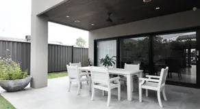 Modern Luxury Estate, 4 Ensuite Rooms, Comfy, Convenient, Secure and Close to the Airport!! - Image 4