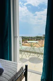 Saladi Beach House - Image 5