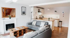 Courtyard Cottages at Ballyscullion Park - Image 2