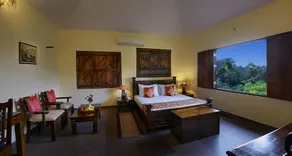 Courtyard House - Image 2