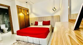 Fastueux appartement à louer en plein centre-ville - Image 2