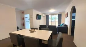 Eastwood Furnished Apartments - Image 5