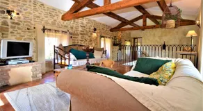 Ferienhaus 'Mas Des Magnarelles' mit privatem Pool, privatem Garten und Wi-Fi - Image 2