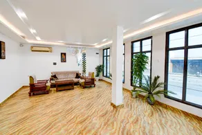 Hotel O by OYO The Oak Tree - Image 3