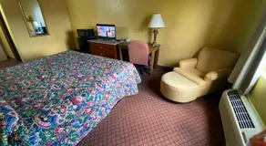 Sunset Inn-Rolla - Image 4