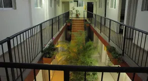 Hotel Pacifico Cerca al Aeropuerto - Image 4