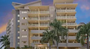 Redvue Holiday Apartments - Image 5