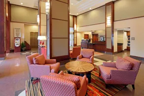 Hampton Inn & Suites by Hilton Arlington Crystal City DCA - Image 5