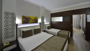 Linda Resort Hotel - Image 2