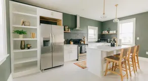 Newly Renovated Vintage Inspired Large 4 BR Home - Image 5