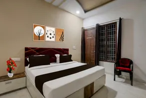 Super OYO Hotel O Bareilly Near Satellite Bus Stand - Image 2