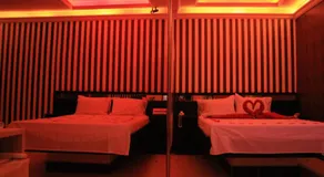 Sunset Apart Motel - Image 2