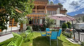 New Royal Guest House - Image 3