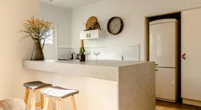 Bay Breeze Boutique Accommodation - Image 3