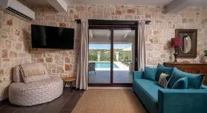Villa Koukouvayia - Image 2