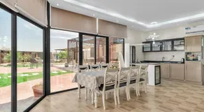Farm stay 3 majlis Heated Pool 4BR 10 extra mattress - Image 4
