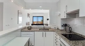 ROCK BAY apartment with wonderful sea view and 5 minutes from the beach - Image 3