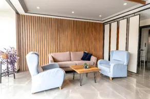 The Royal Luxury Hotel - Image 4