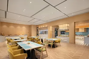 Home2 Suites by Hilton Beijing West Station - Image 3
