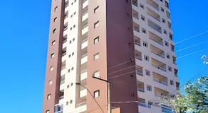 Apê Área Central c/ Churrasqueira, Varanda e Suíte - Image 2
