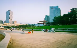 Langlizi Hotel (Lianyungang On the Sea Park Jiaruibao Plaza) - Image 4