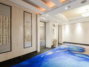 CP Peninsula Hotel - Image 5