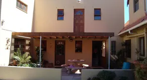 Pentzhaven Guesthouse - Image 3