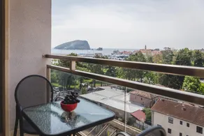 Blue Marlin Apartments - Image 4