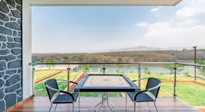 Casa Paun by StayVista - A lake-view villa with Infinity pool, Modern interiors & an amphitheatre - Image 4