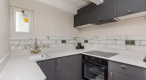 Oak Rooms, Historic Charm and Luxury in Hurstpierpoint High Street - Image 2